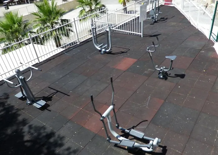 Mobil Cosy A Avec Terrasse - Api-1-52-1182 مكان تخييم Hyères